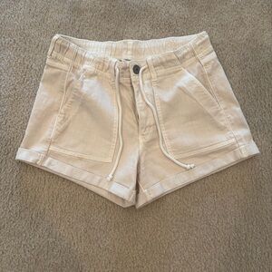 NWT American Eagle Outfitters Cream Drawstring Utility Shorts
